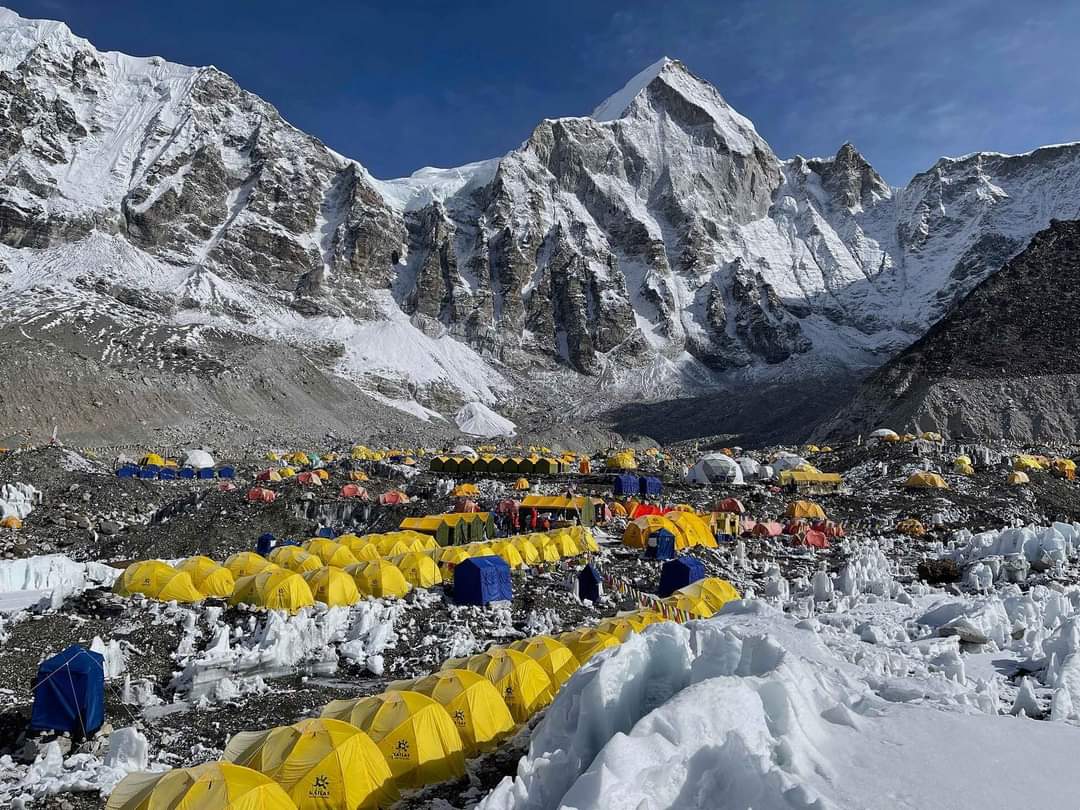 Everest Three Passes Trekking